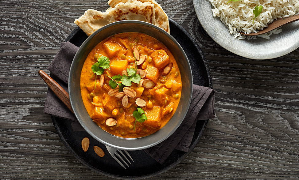 Recipe photo of Pumpkin & Pea Curry