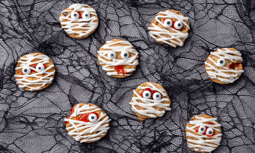 Recipe photo of Zombie Mummy Biscuits